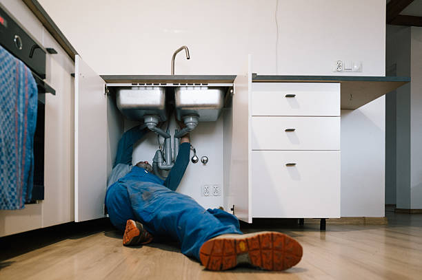 Professional Plumbing technician working in Plaistow, NH